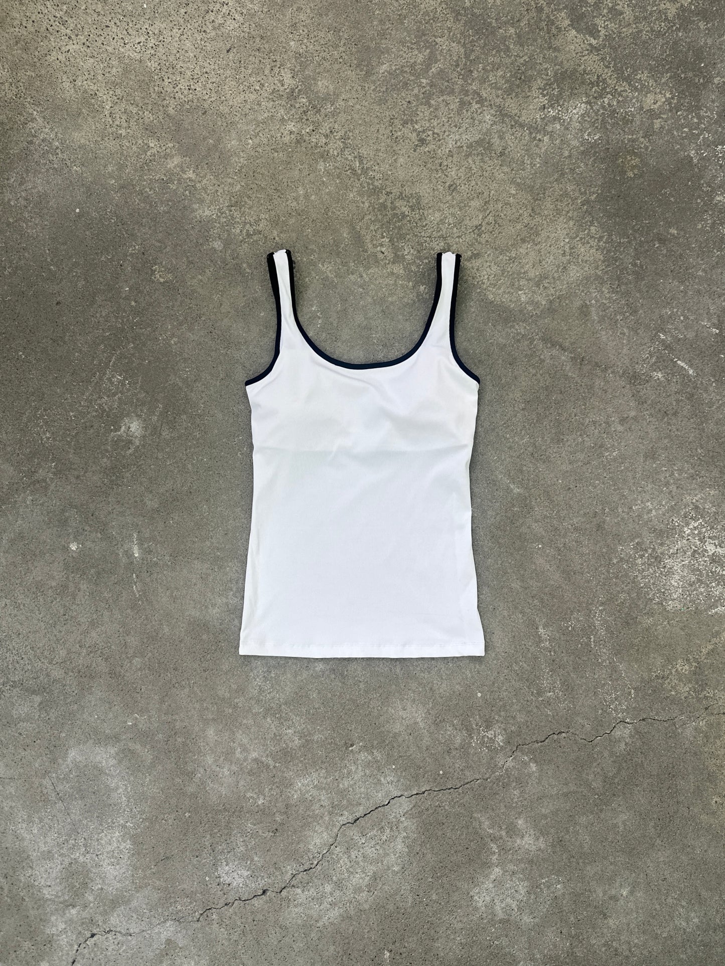 No.5 CUP IN TANK TOP