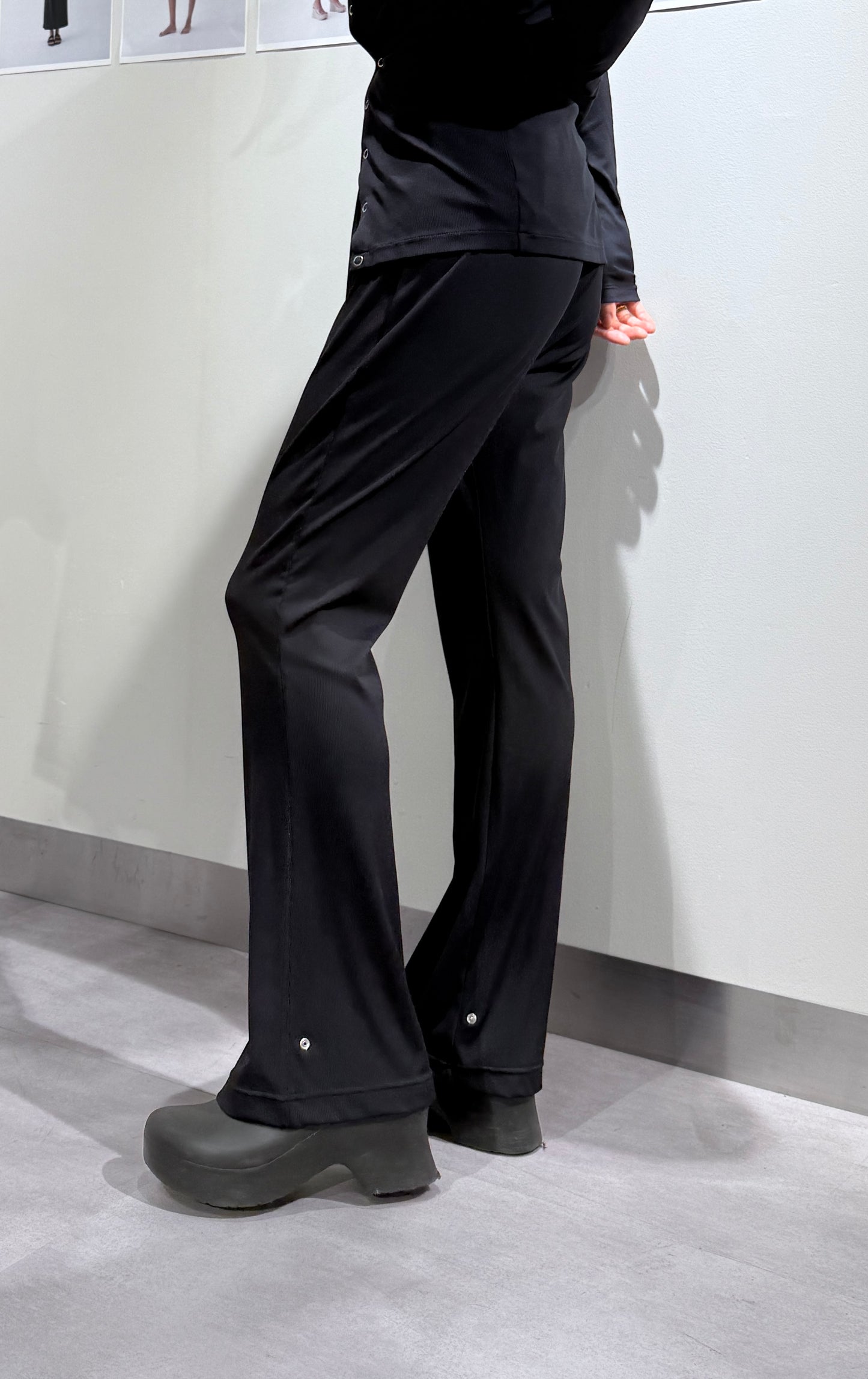 No.30 LOOSE TROUSERS