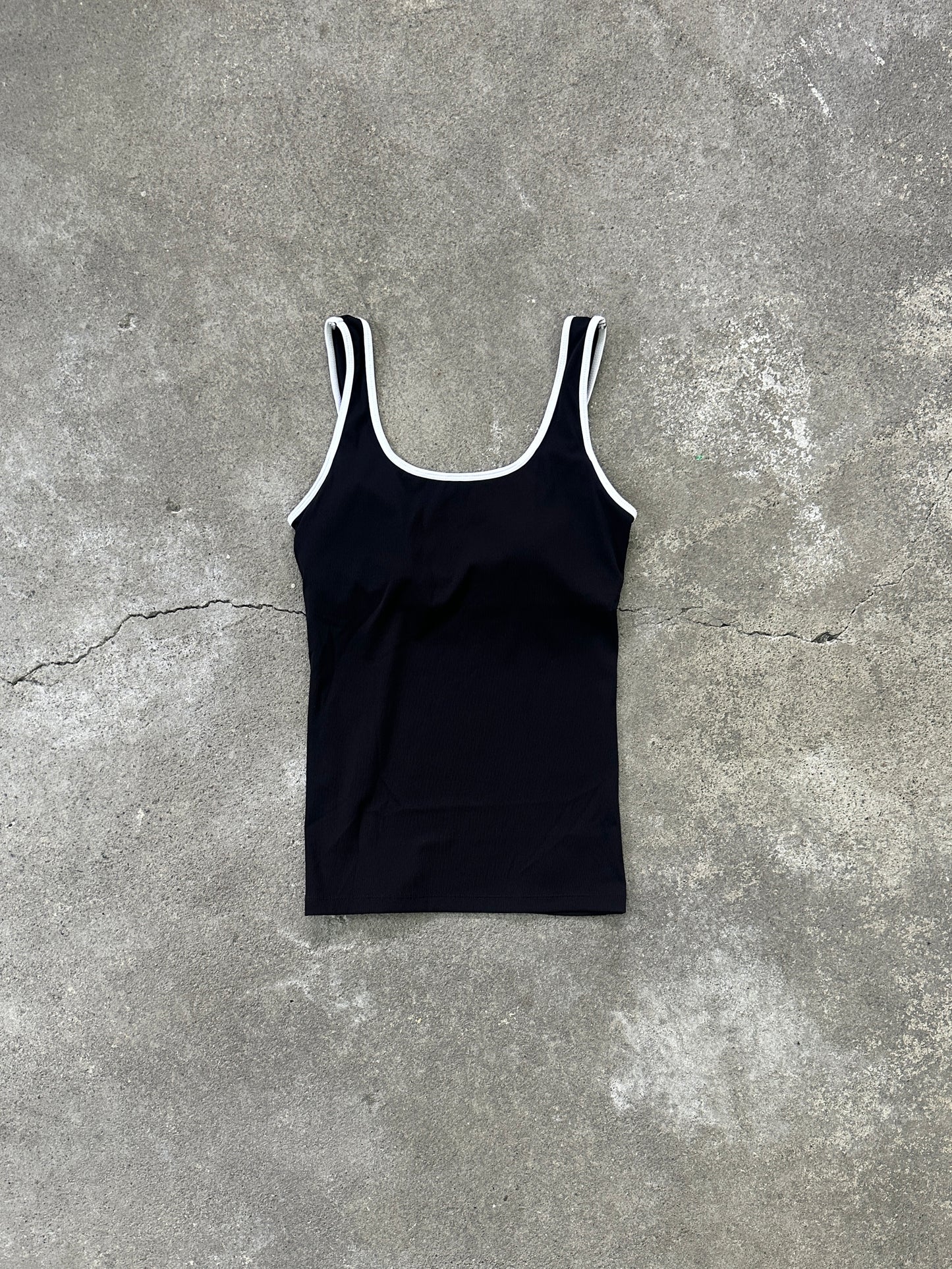 No.5 CUP IN TANK TOP
